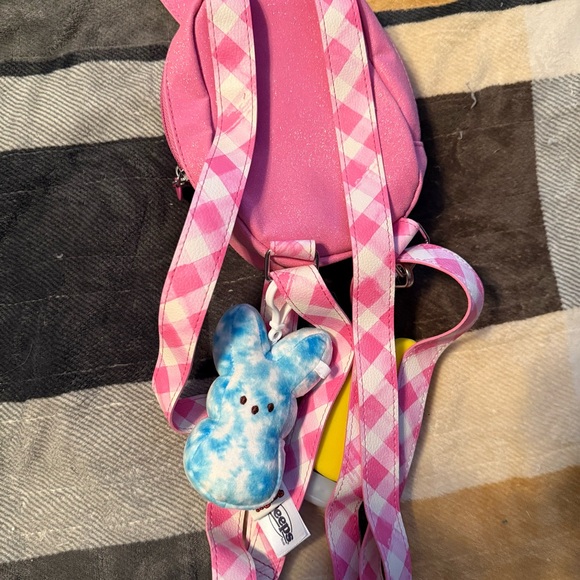 Bath & Body Works Peep bag with hand sanitizer and holder plus peep keychain - Picture 4 of 5